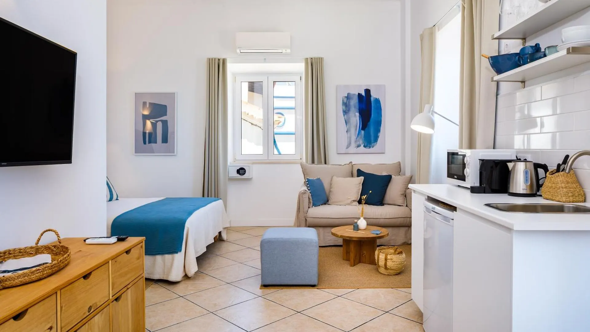 Casa 4You Carvoeiro  Guest house